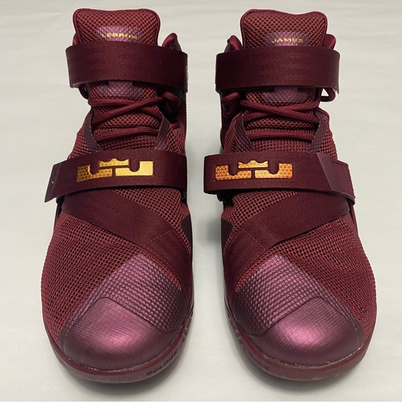 Nike LeBron 9 Soldier Size 12 Maroon and Gold 749490-670 - Picture 4 of 8